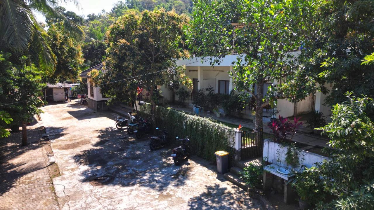 Rasti 2 Homestay Kuta  Dış mekan fotoğraf